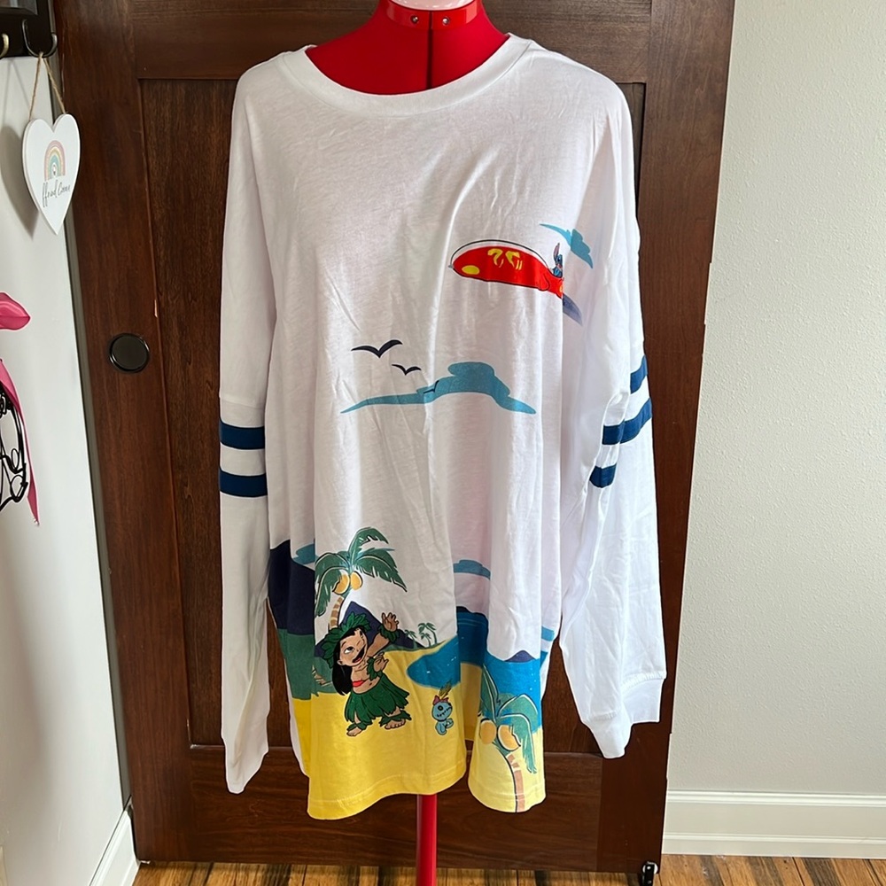 Disney stitch classic Tshirt NWOT